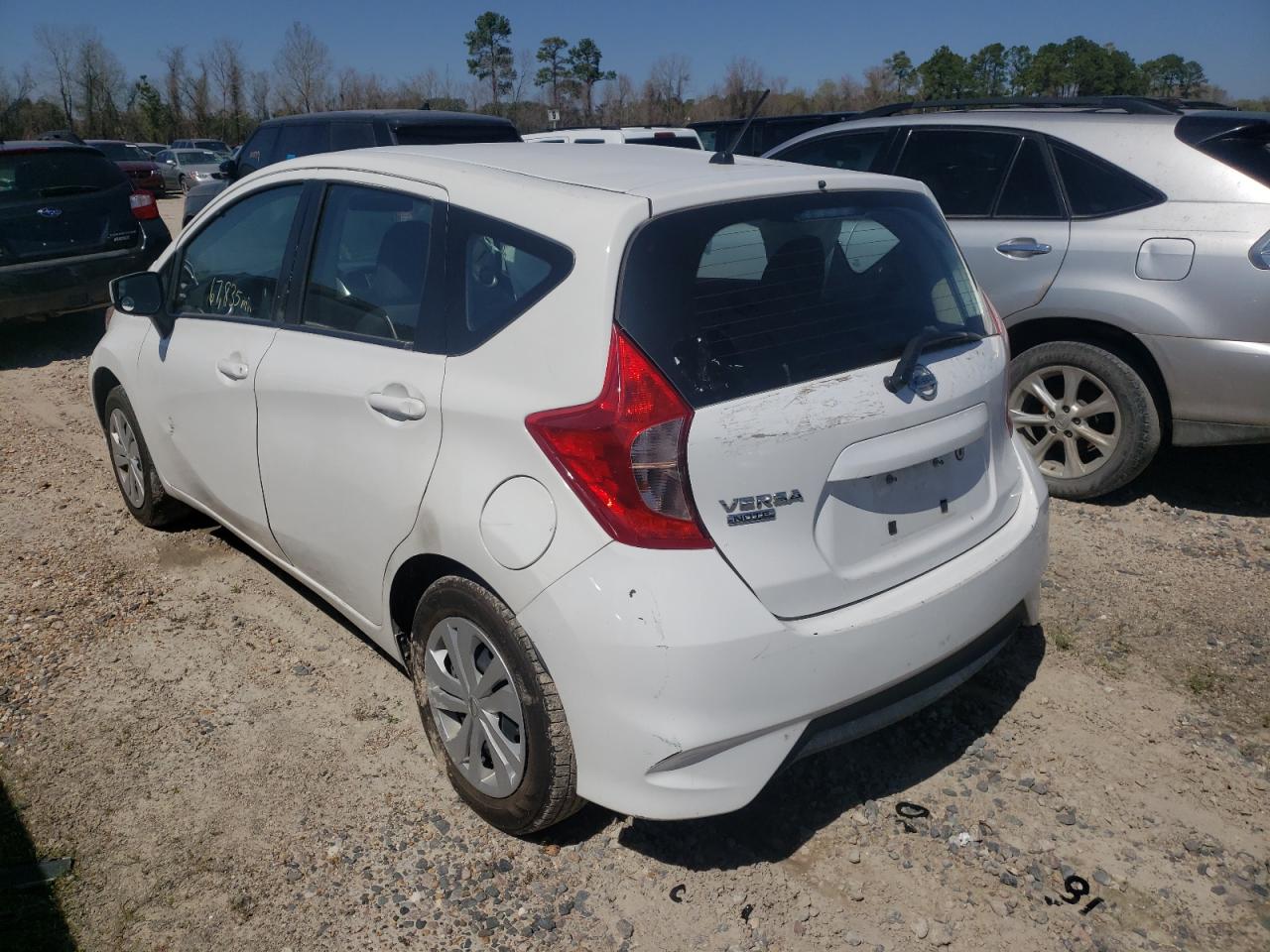 Photo 3 from auction – 2019 NISSAN VERSA NOTE with VIN 3N1CE2CP2KL360401