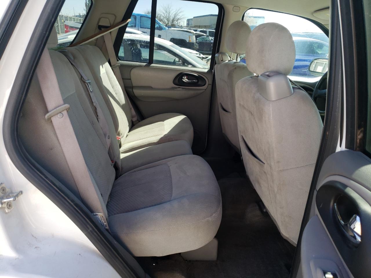Photo 6 from auction – 2007 CHEVROLET TRAILBLAZE with VIN 1GNDT13S672245211