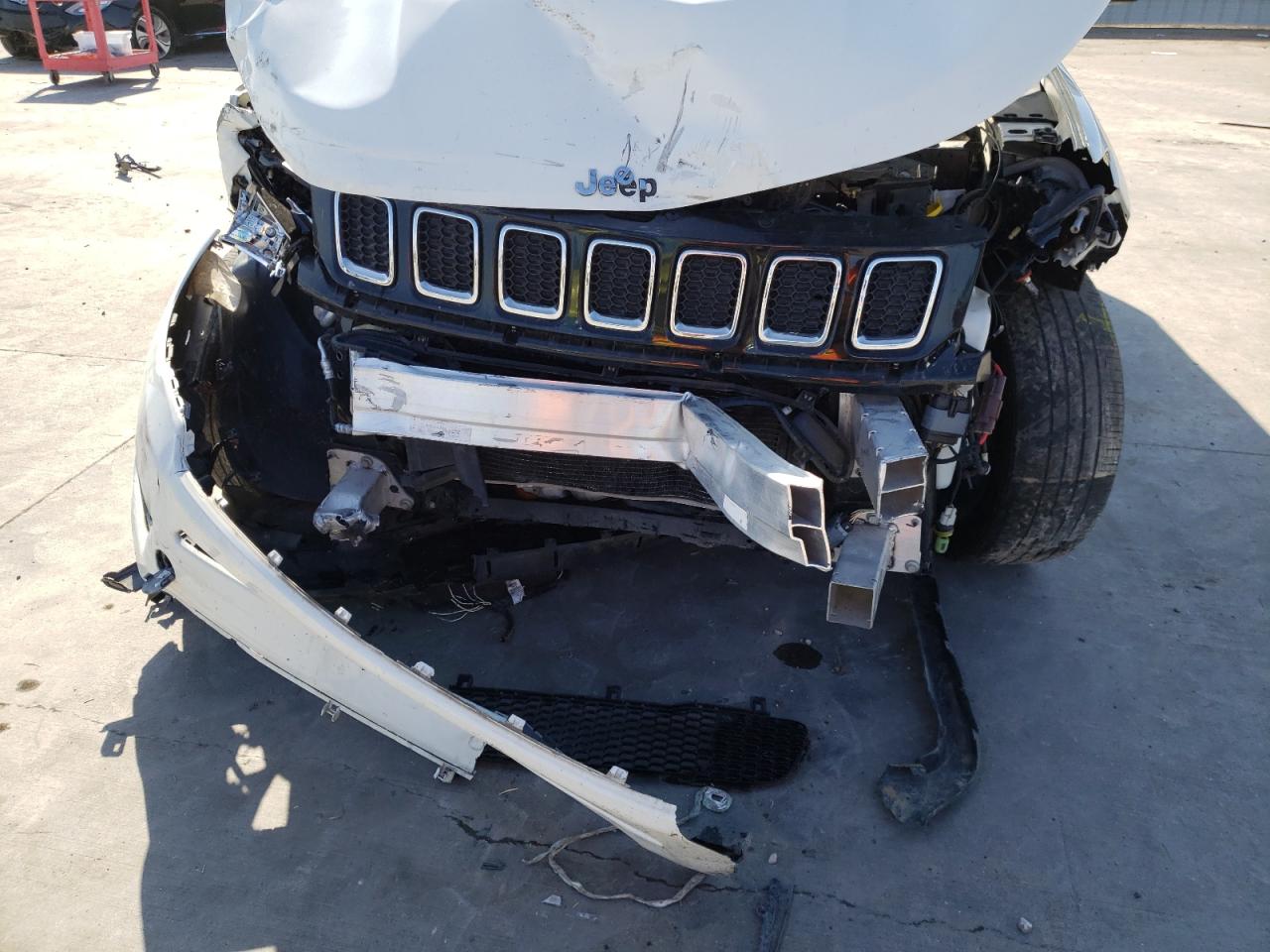 Photo 9 from auction – 2019 JEEP COMPASS LI with VIN 3C4NJCCB3KT664249