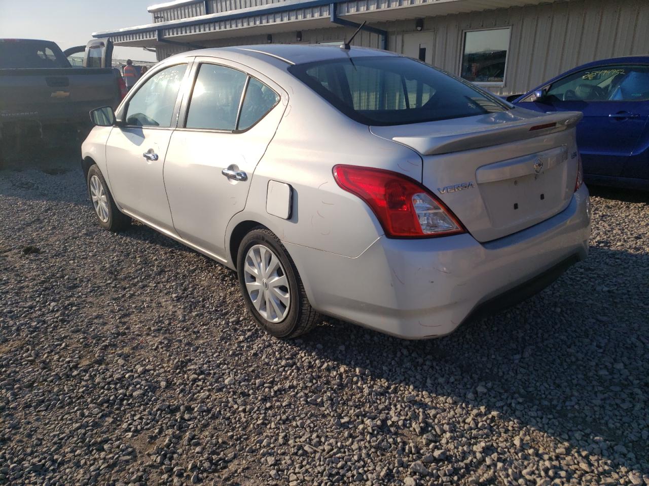 Photo 3 from auction – 2017 NISSAN VERSA S with VIN 3N1CN7AP1HL802237
