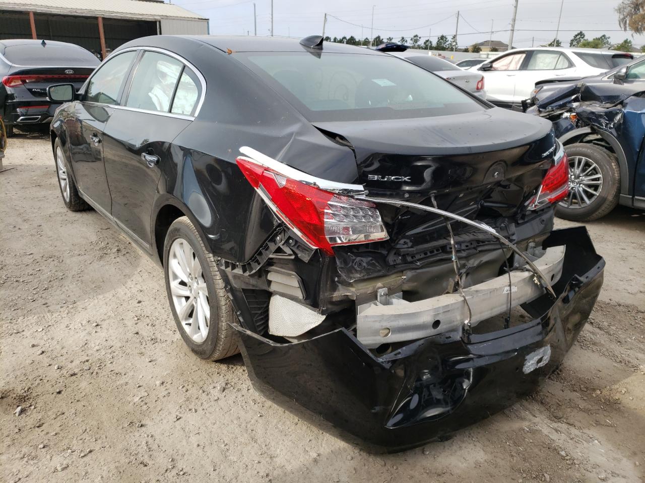 Photo 3 from auction – 2016 BUICK LACROSSE with VIN 1G4GB5G39GF170575