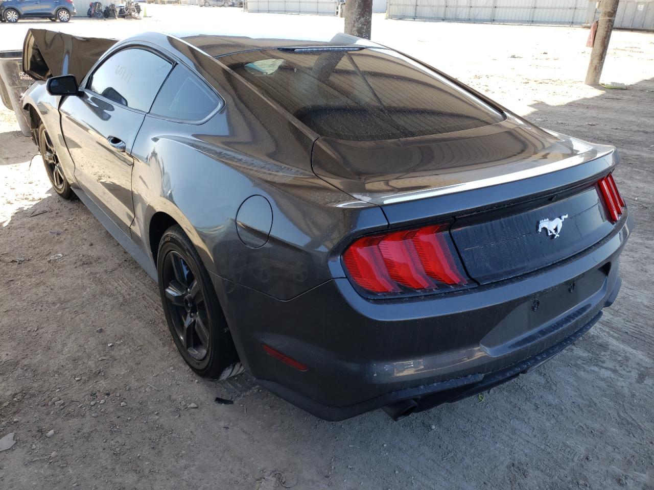 Photo 3 from auction – 2018 FORD MUSTANG with VIN 1FA6P8TH4J5175979