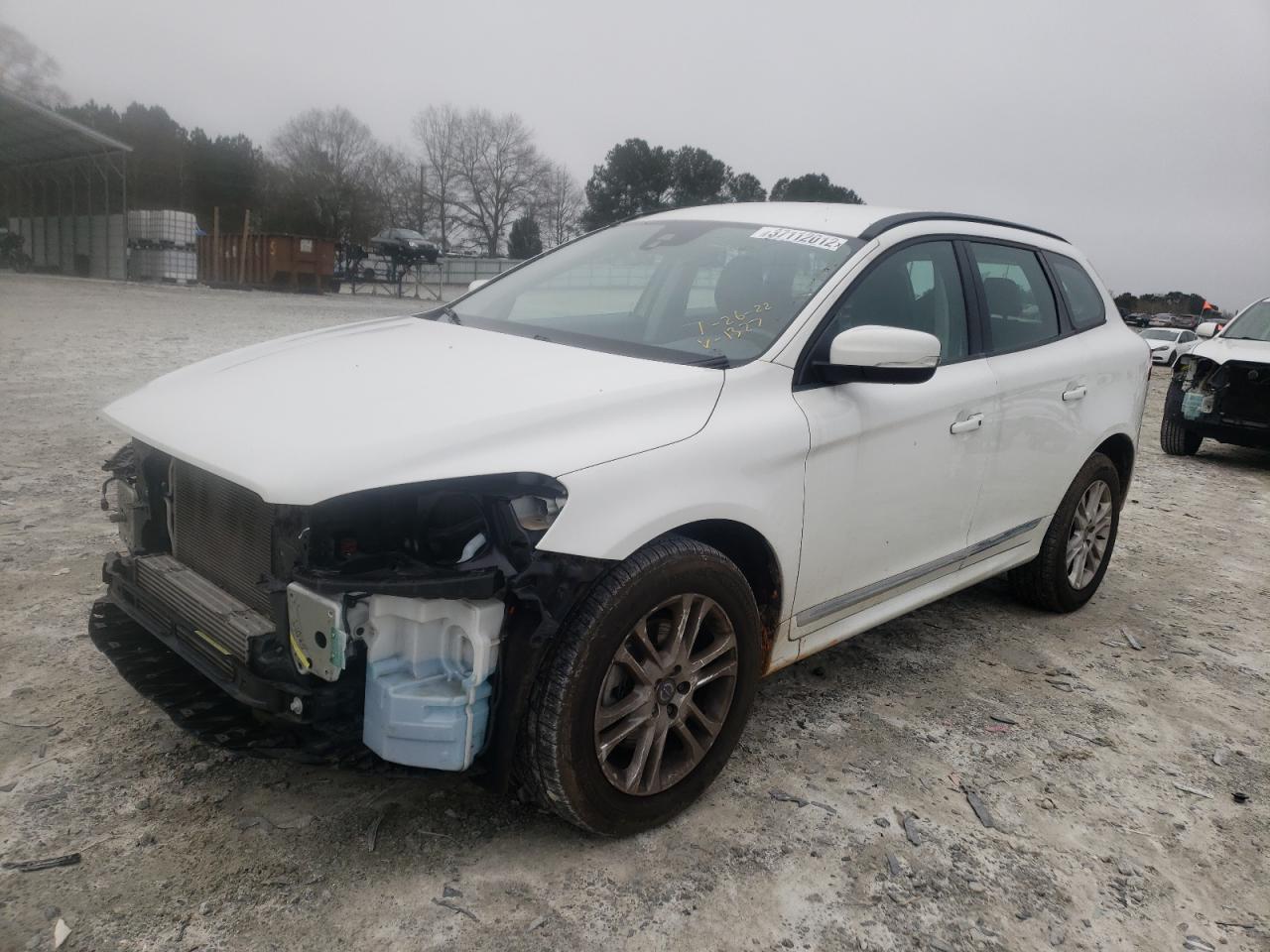 Photo 2 from auction – 2016 VOLVO XC60 T5 with VIN YV440MDJXG2811327