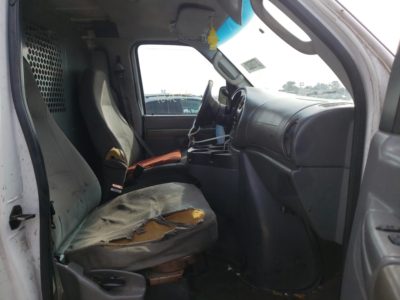 Photo 5 from auction – 2006 FORD ECONOLINE with VIN 1FTNE24W76DA75698