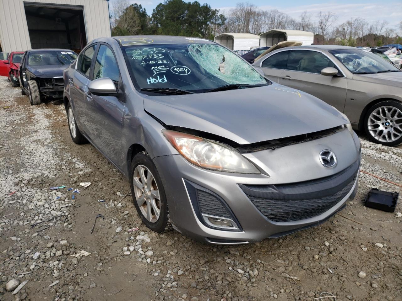 MAZDA 3 I 2011 with VIN JM1BL1VF7B1459333 - Photo from auction