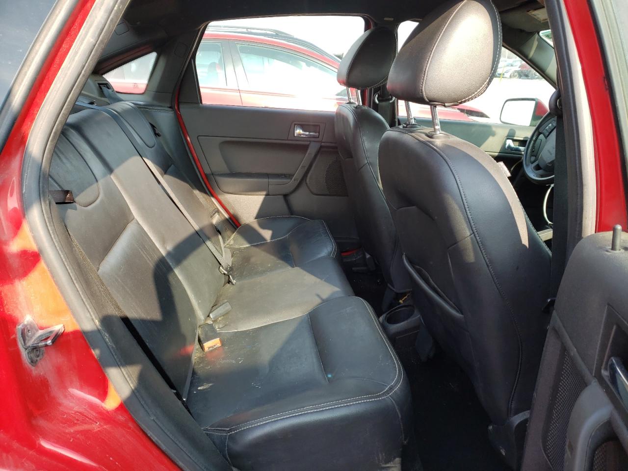 Photo 6 from auction – 2008 FORD FOCUS SE with VIN 1FAHP35N68W101658
