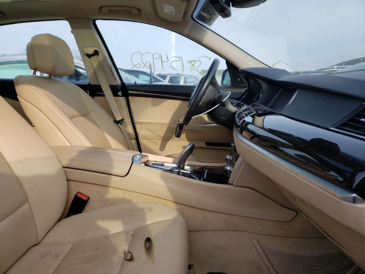 Photo 5 from auction – 2011 BMW 550 XIGT with VIN WBASP4C50BC341433