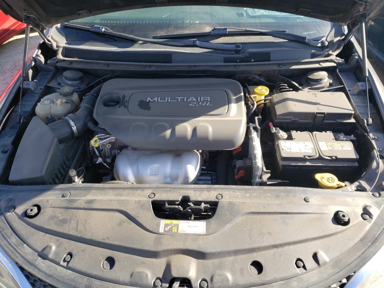 Photo 7 from auction – 2016 CHRYSLER 200 LIMITE with VIN 1C3CCCAB3GN153477