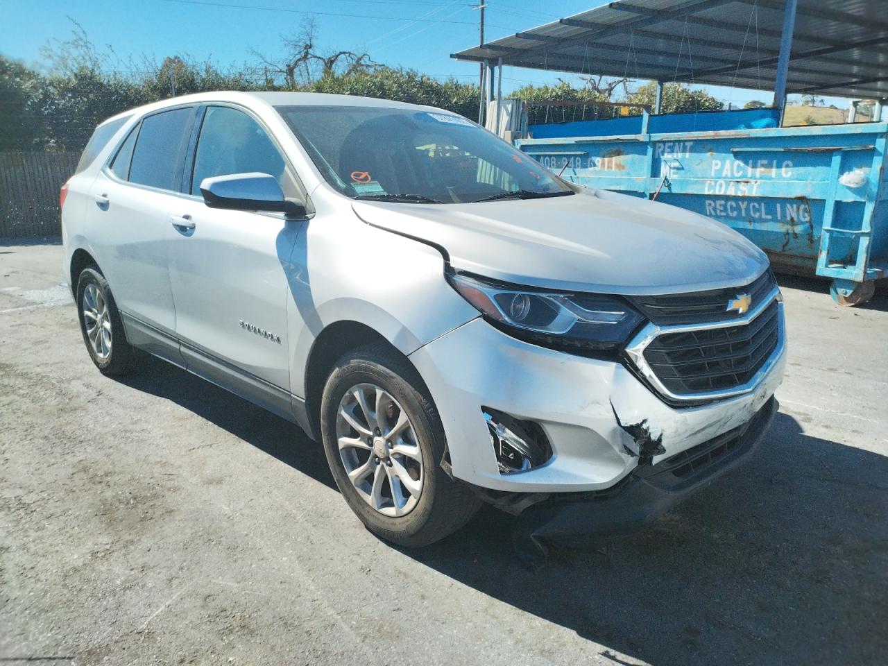 CHEVROLET EQUINOX LT 2018 with VIN 2GNAXJEVXJ6268497 - Photo from auction