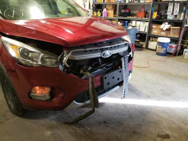 Photo 9 from auction – 2017 FORD ESCAPE SE with VIN 1FMCU9GD2HUC15605