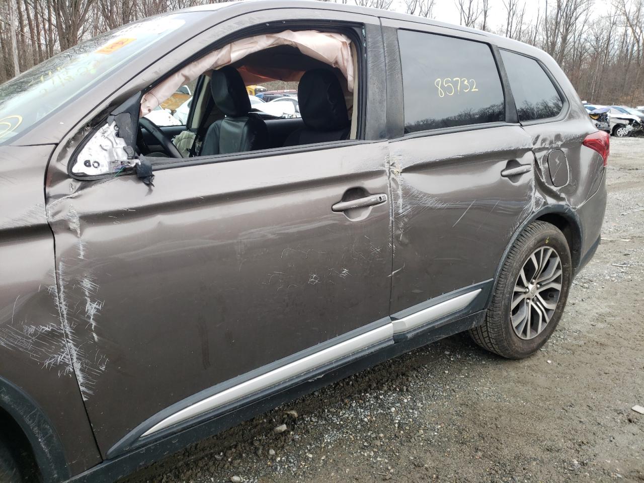 Photo 9 from auction – 2017 MITSUBISHI OUTLANDER with VIN JA4AD2A38HZ049364