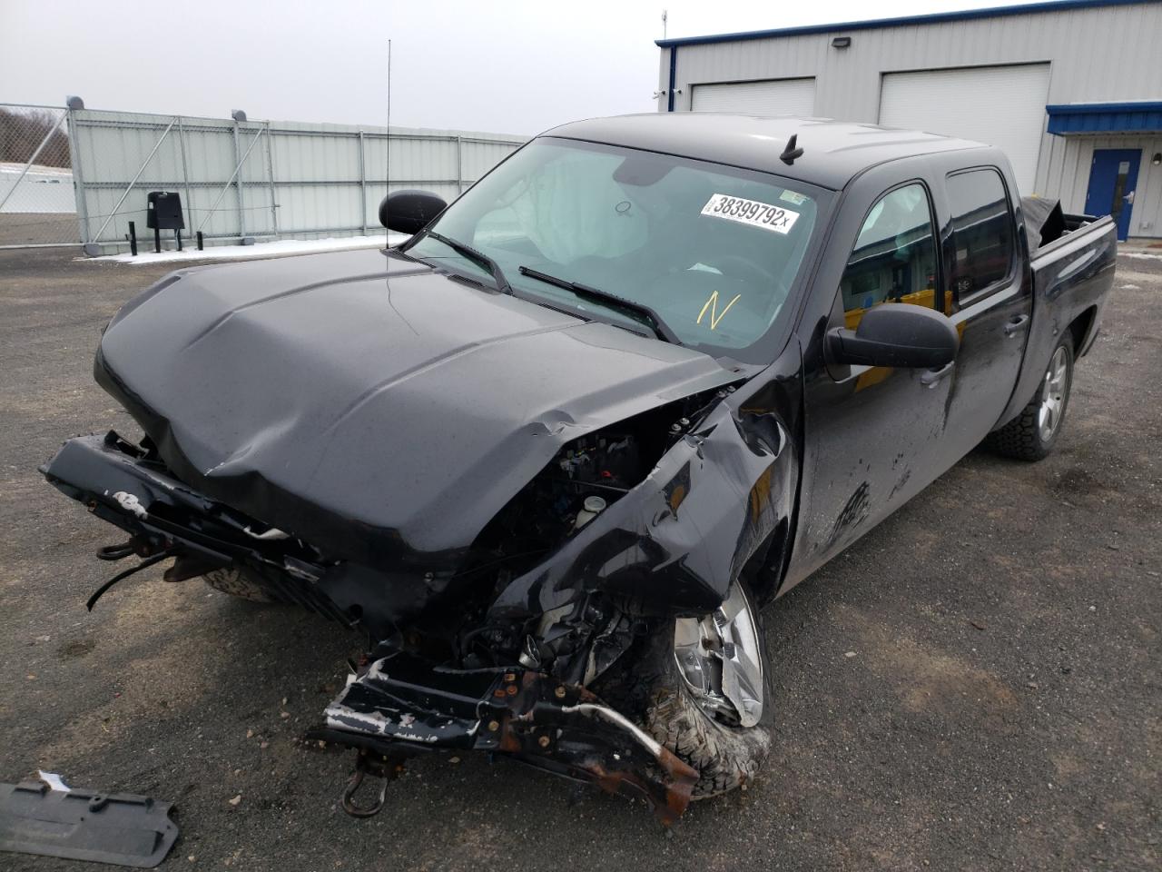 Photo 2 from auction – 2011 CHEVROLET SILVERADO with VIN 3GCPKSE31BG348170