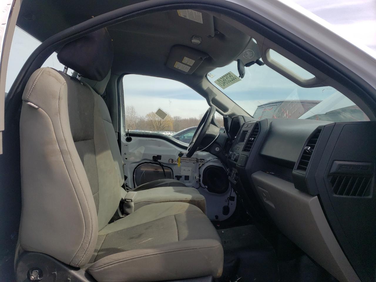 Photo 5 from auction – 2017 FORD F150 with VIN 1FTMF1CP0HKC09060