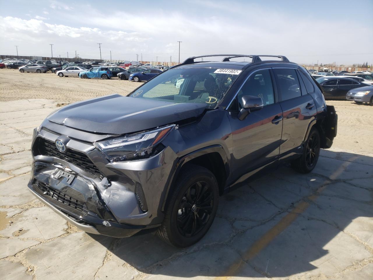 Photo 2 from auction – 2022 TOYOTA RAV4 with VIN 2T3T6RFV1NW029982