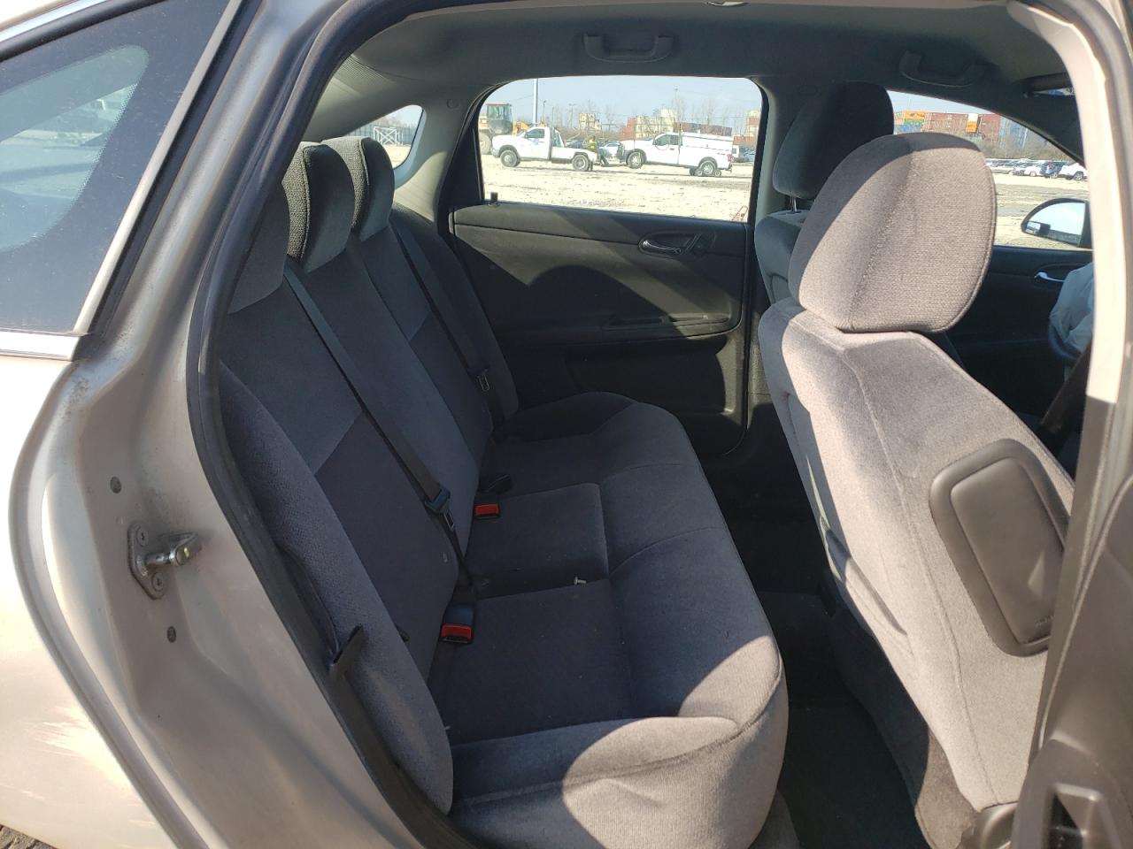 Photo 6 from auction – 2010 CHEVROLET IMPALA LS with VIN 2G1WA5EK1A1198665