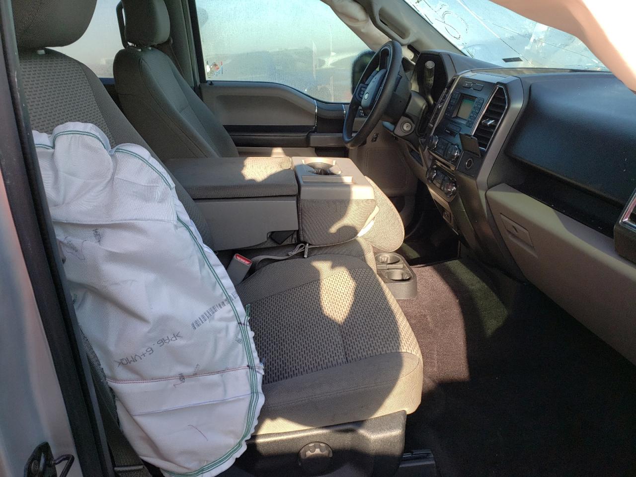Photo 5 from auction – 2015 FORD F150 SUPER with VIN 1FTEW1C87FKF12413