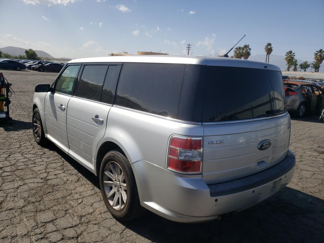 Photo 3 from auction – 2010 FORD FLEX SEL with VIN 2FMHK6CC2ABB35952