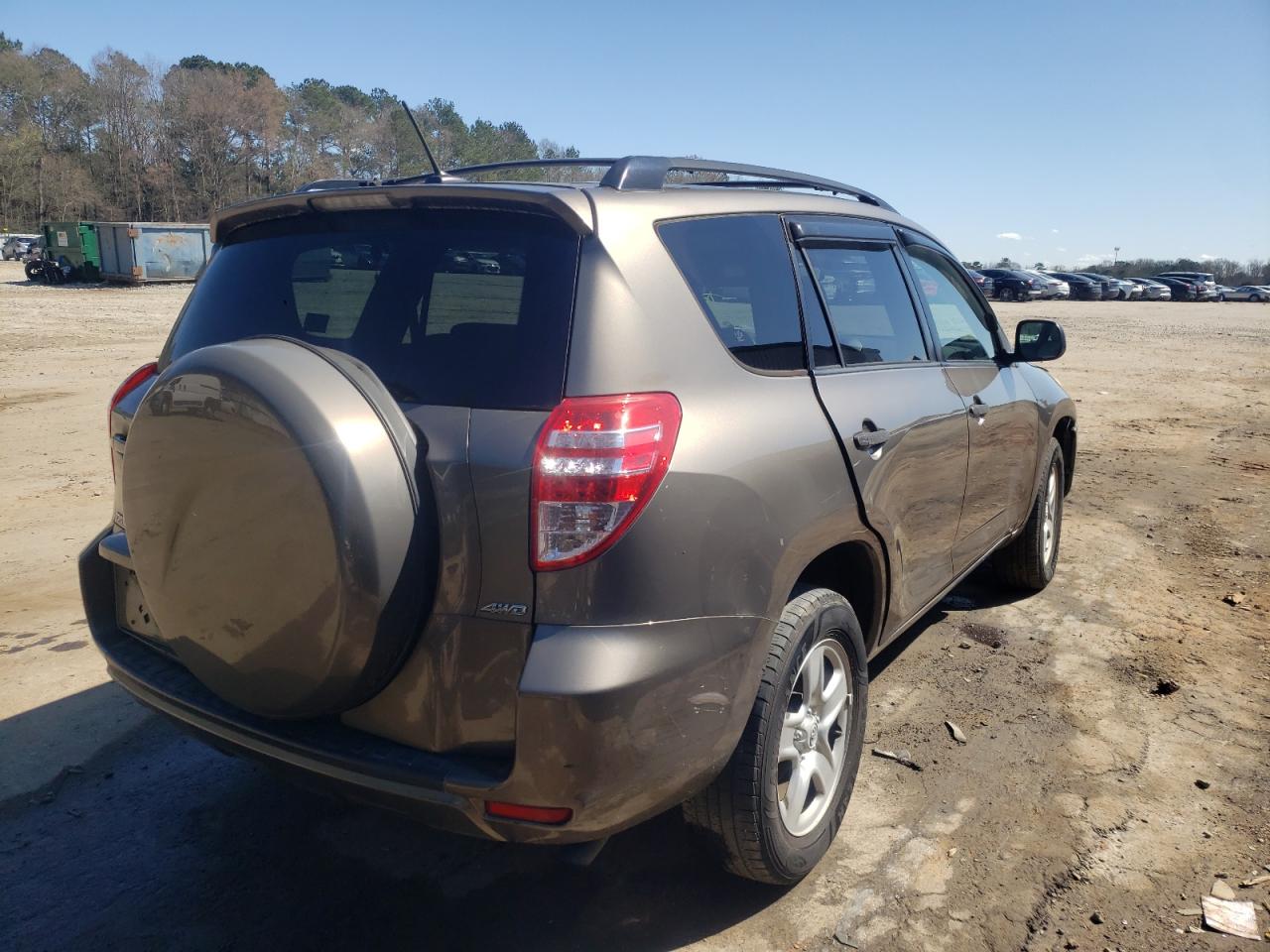 Photo 4 from auction – 2010 TOYOTA RAV4 with VIN JTMBF4DV8AD033181