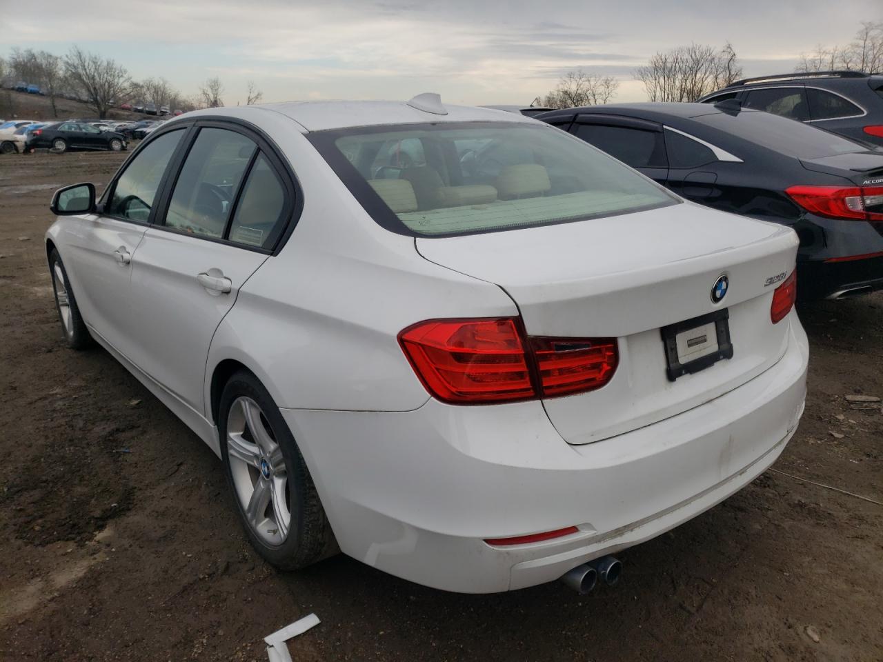 Foto 3 de la subasta – 2013 BMW 328 I con VIN WBA3A5G55DNP23809