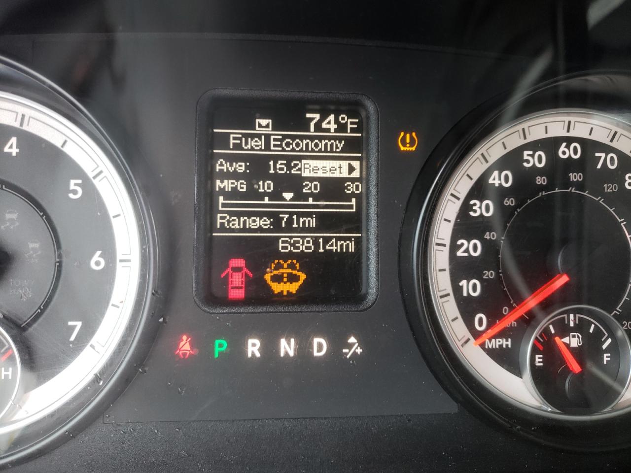Photo 8 from auction – 2014 RAM 1500 ST with VIN 3C6JR6AT7EG292519