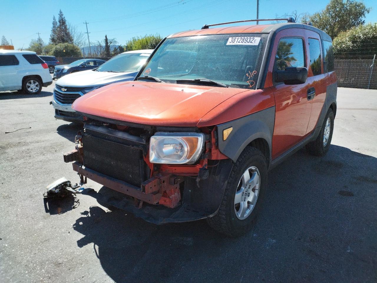 Photo 2 from auction – 2003 HONDA ELEMENT EX with VIN 5J6YH28593L036886