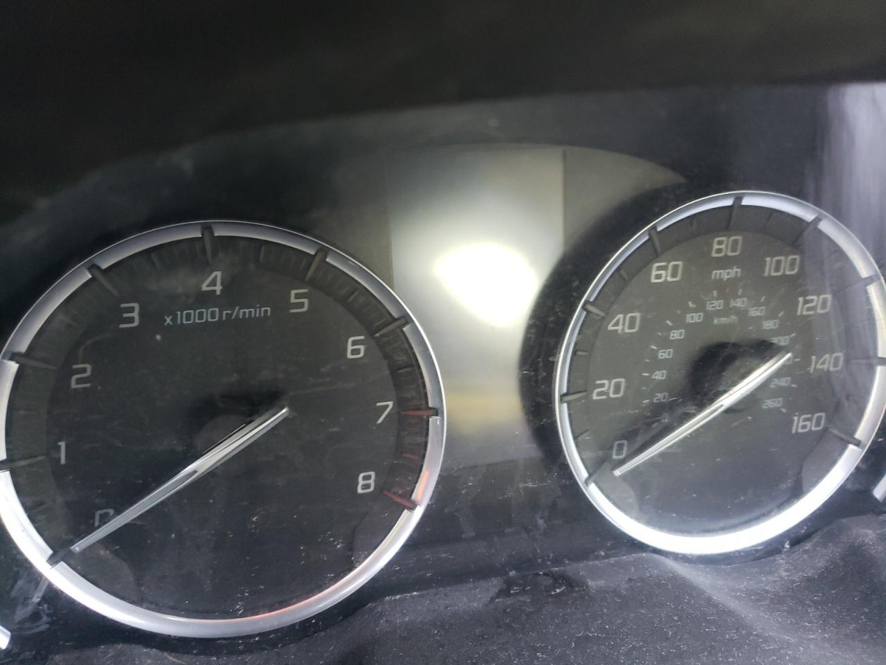 Photo 8 from auction – 2018 ACURA TLX with VIN 19UUB1F32JA002171