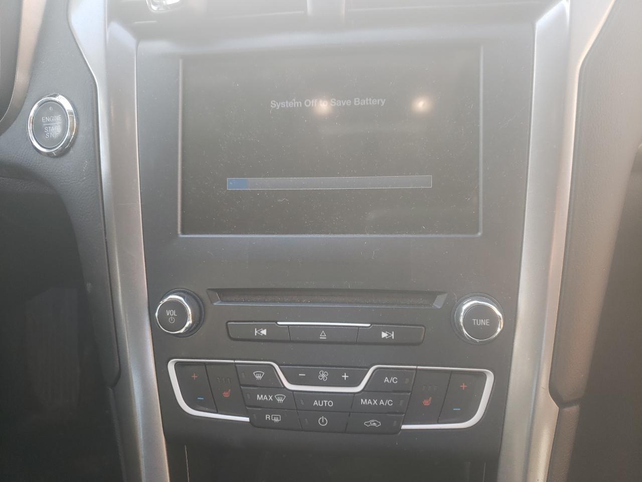 Photo 9 from auction – 2017 FORD FUSION SE with VIN 3FA6P0HD1HR213750