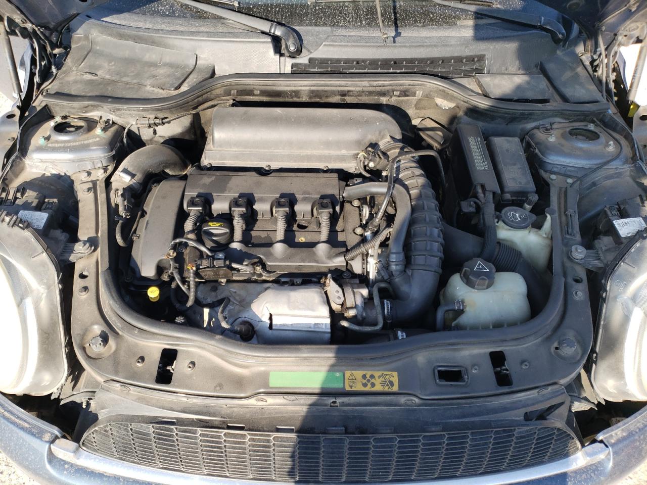 Photo 7 from auction – 2009 MINI COOPER S with VIN WMWMF73589TT99975