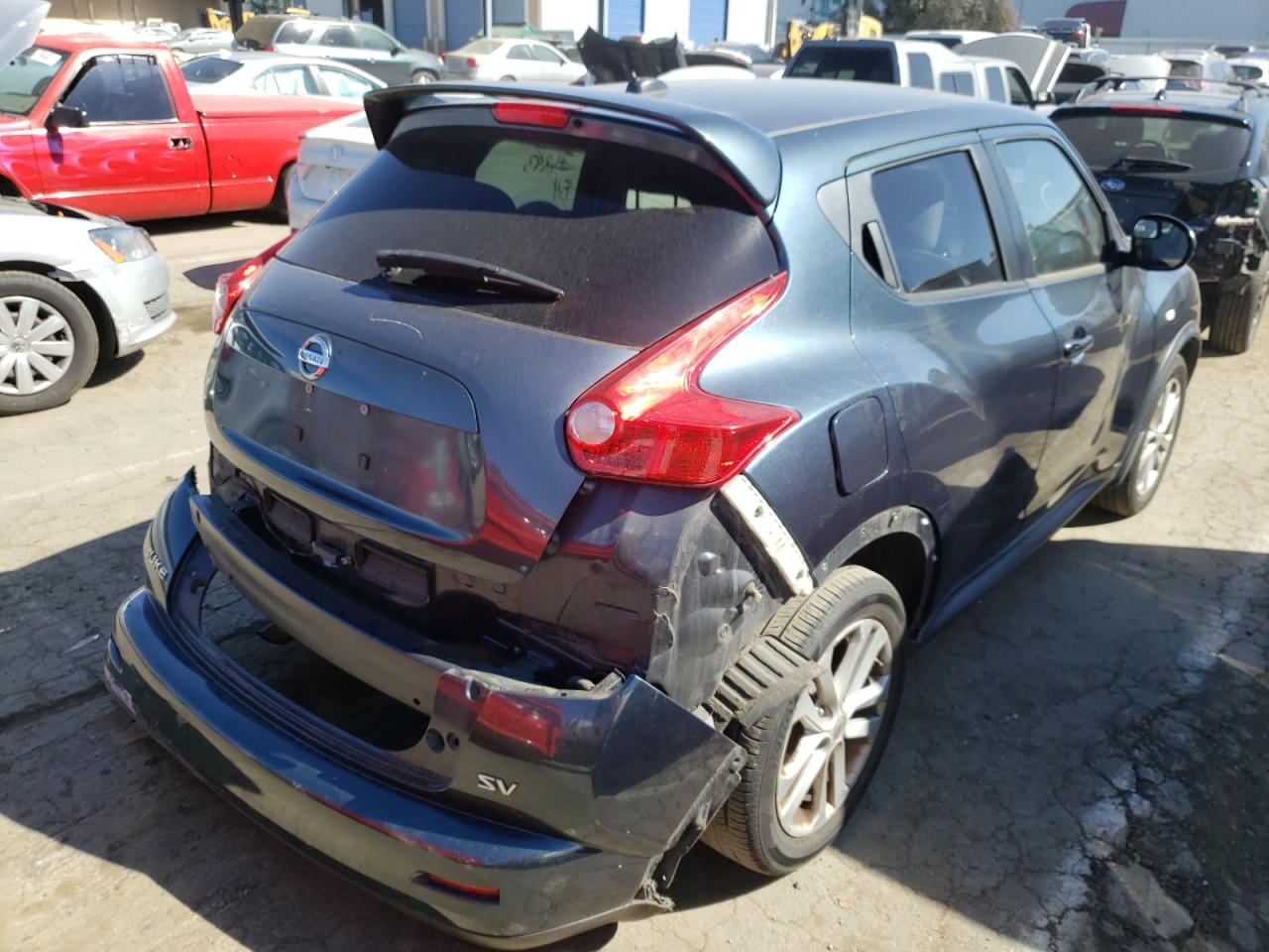 Photo 4 from auction – 2011 NISSAN JUKE with VIN JN8AF5MR7BT000415