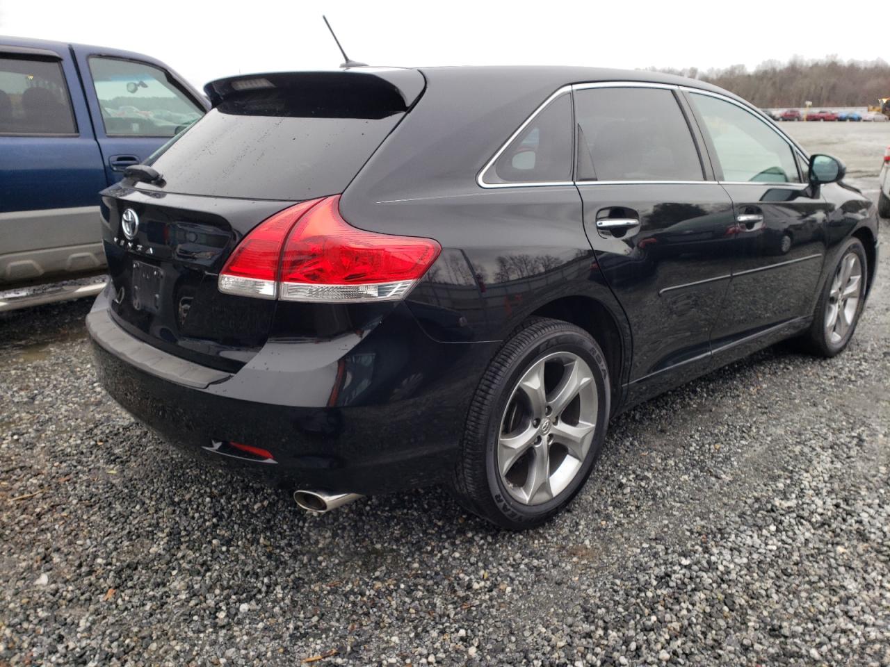 Photo 4 from auction – 2011 TOYOTA VENZA with VIN 4T3ZK3BBXBU038223