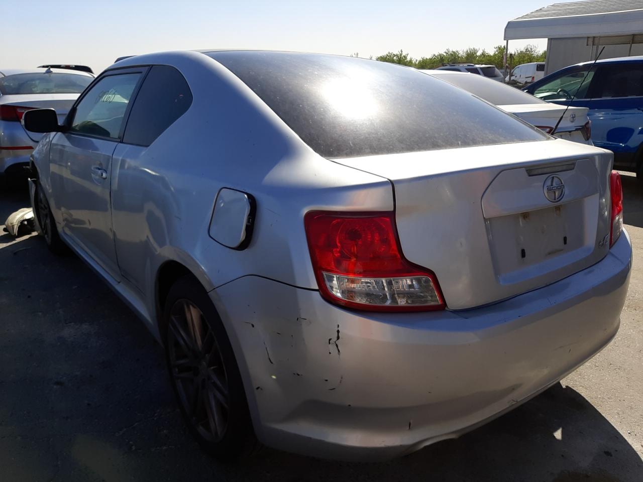 Photo 3 from auction – 2011 TOYOTA SCION TC with VIN JTKJF5C70B3022244