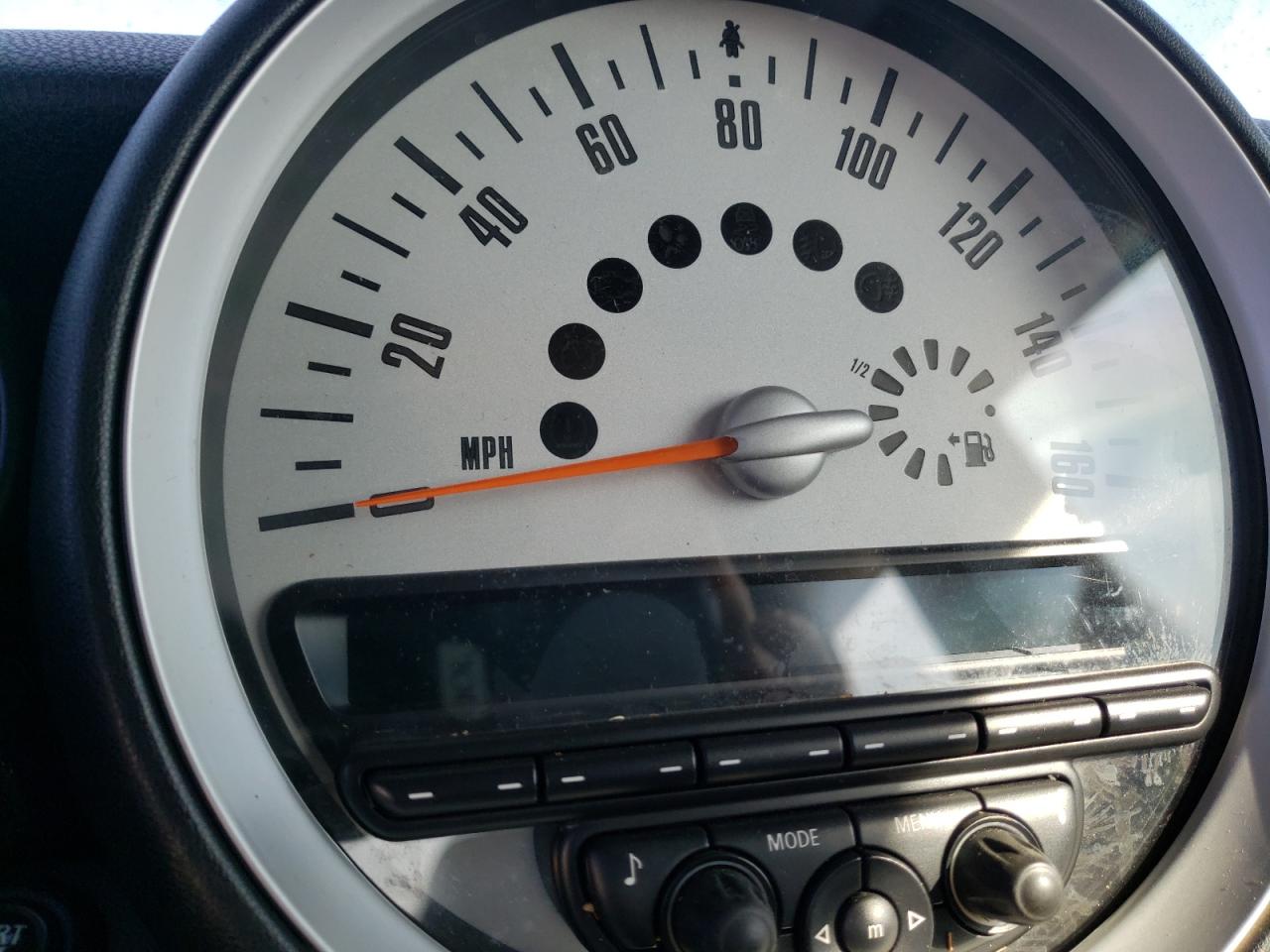 Photo 8 from auction – 2011 MINI COOPER S with VIN WMWSV3C55BTY23864