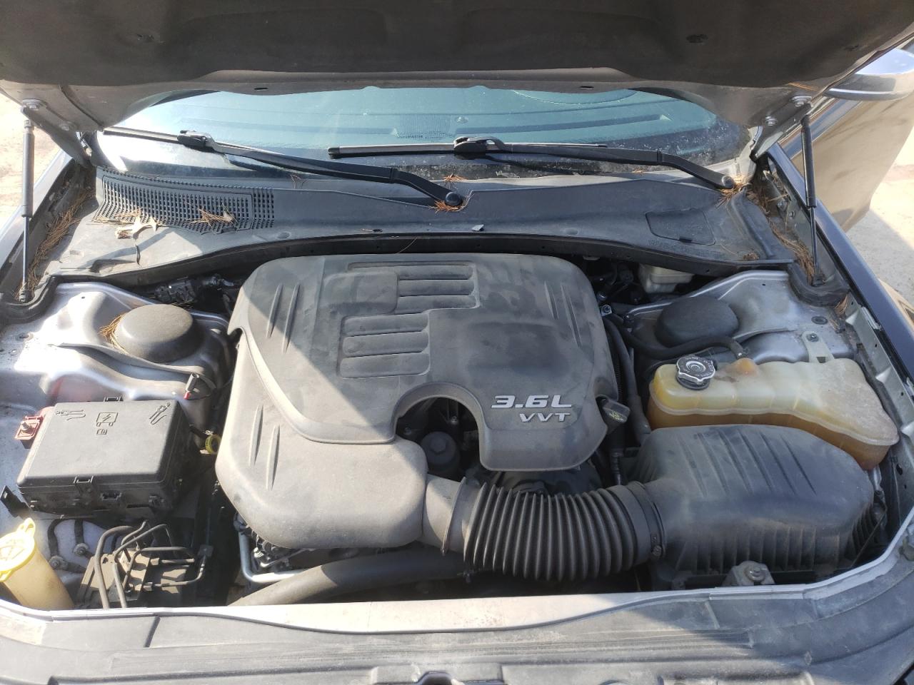 Photo 7 from auction – 2013 CHRYSLER 300C with VIN 2C3CCAEG9DH606225