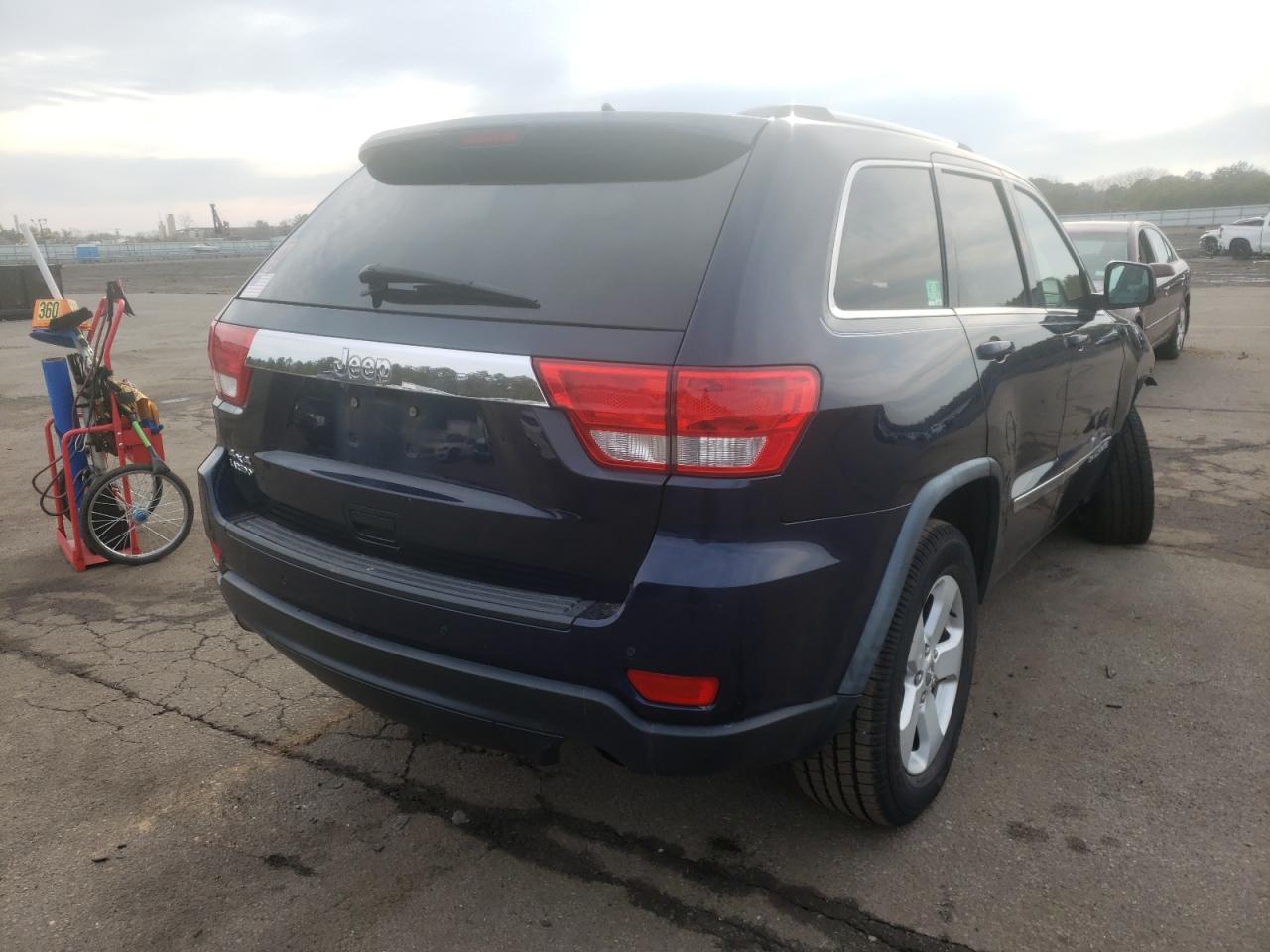 Photo 4 from auction – 2012 JEEP GRAND CHER with VIN 1C4RJFAGXCC160392