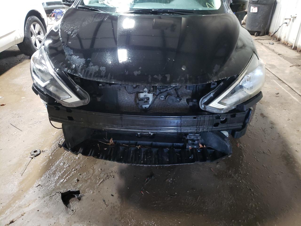 Photo 9 from auction – 2019 NISSAN SENTRA S with VIN 3N1AB7AP2KY289428