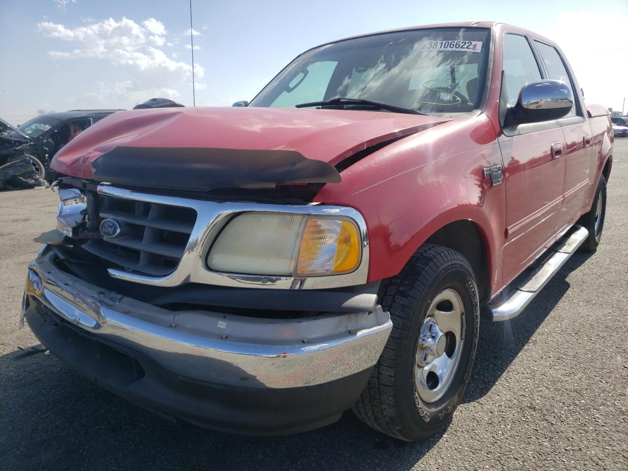 Photo 2 from auction – 2002 FORD F150 SUPER with VIN 1FTRW07L42KD07555