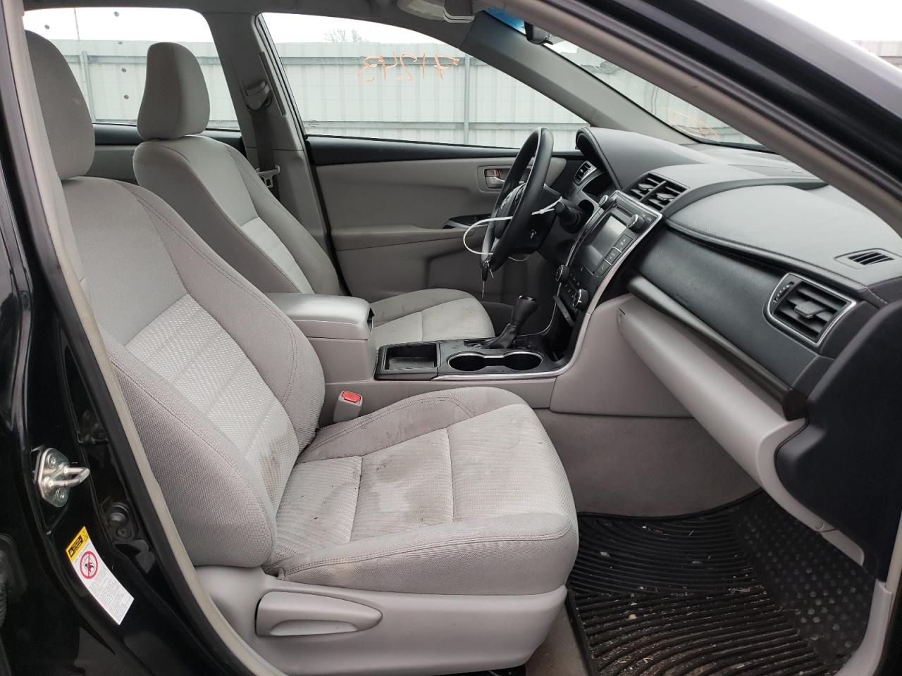 Photo 15 from auction – 2015 TOYOTA CAMRY LE with VIN 4T4BF1FK4FR497854