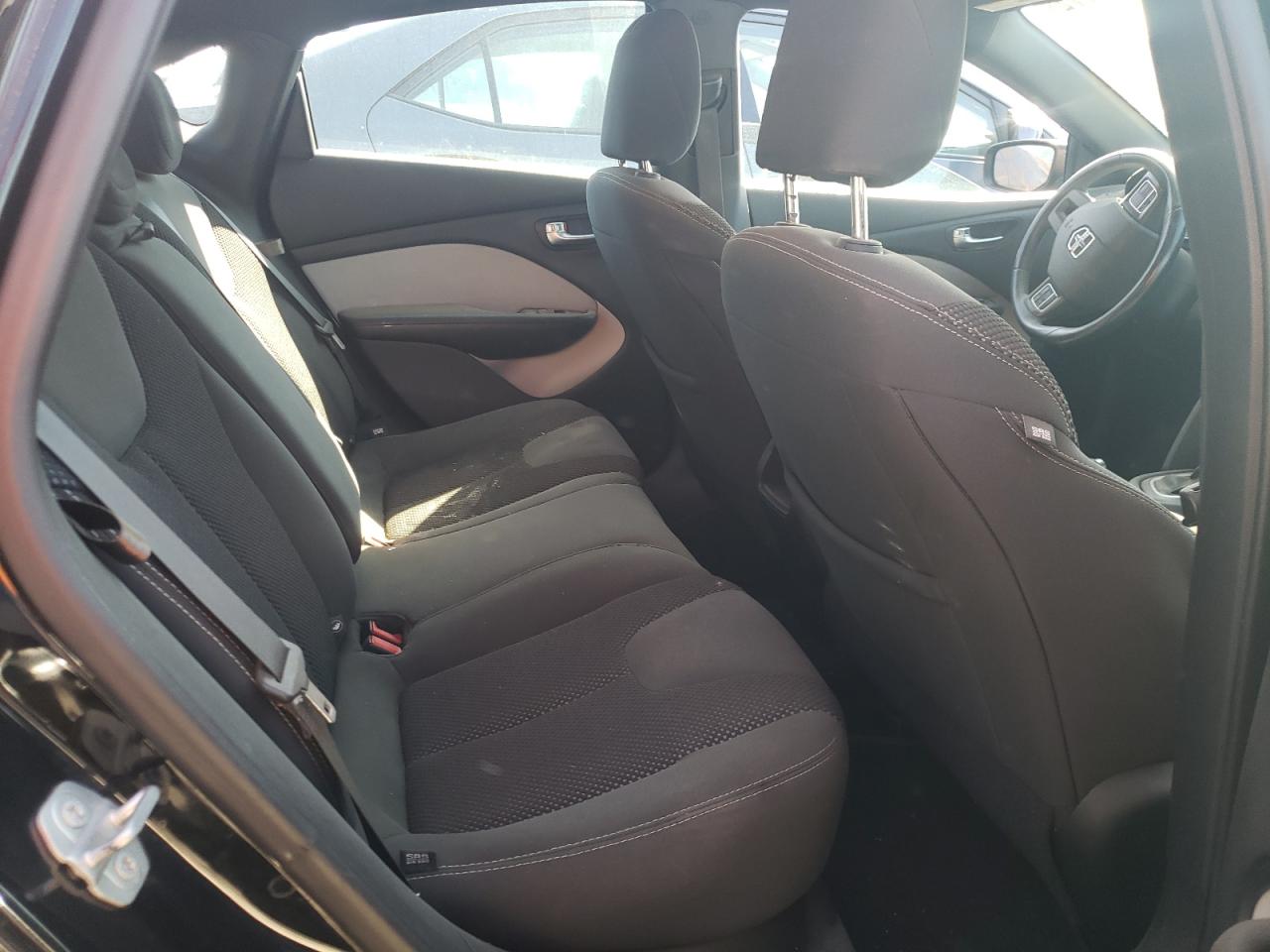 Photo 6 from auction – 2016 DODGE DART SXT with VIN 1C3CDFBB3GD515634