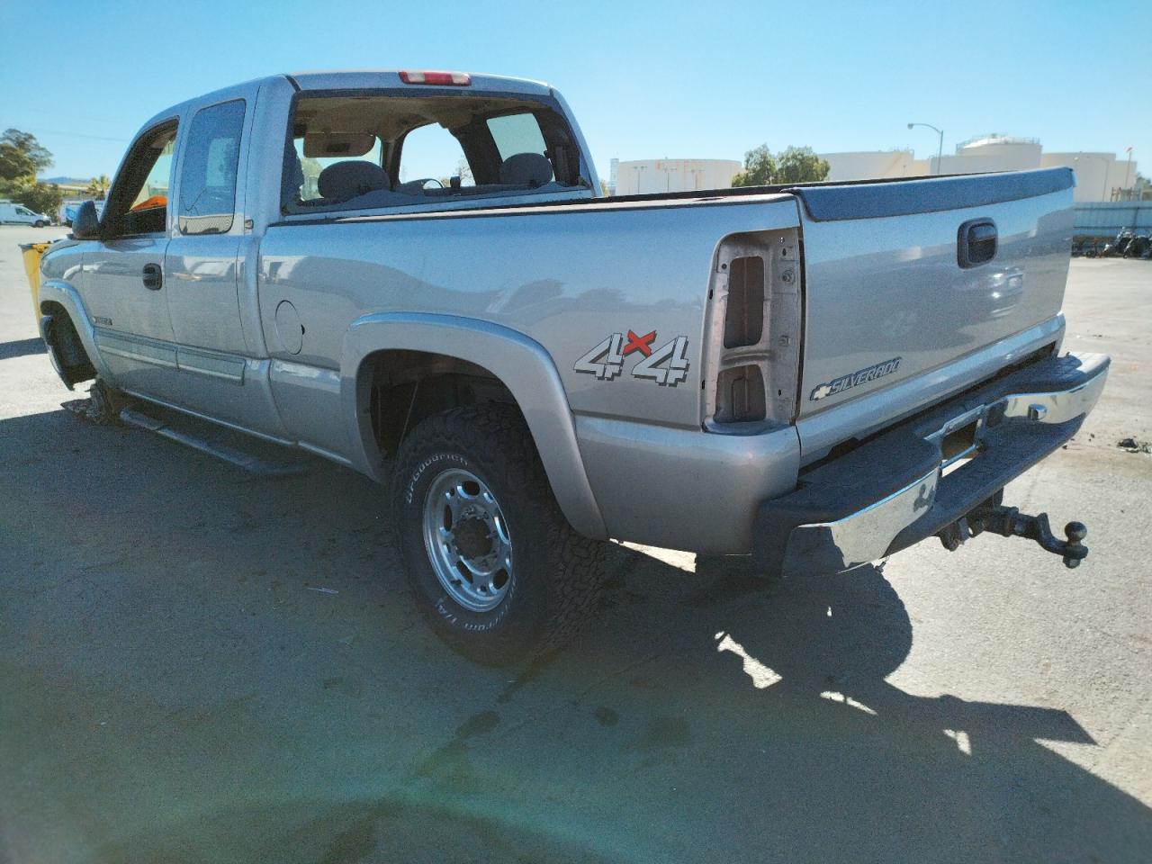 Photo 3 from auction – 2006 CHEVROLET SILVERADO with VIN 1GCHK29U56E146047