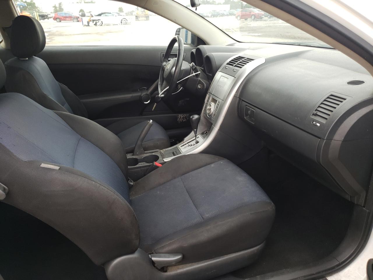 Photo 5 from auction – 2006 TOYOTA SCION TC with VIN JTKDE167460120883