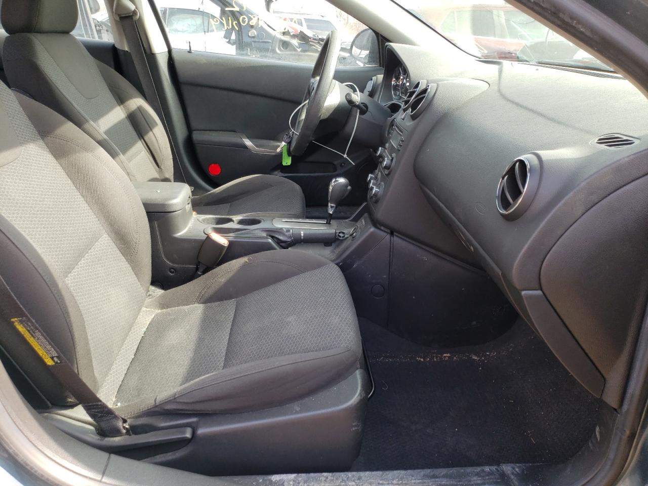 Photo 5 from auction – 2006 PONTIAC G6 SE with VIN 1G2ZF55B764199843