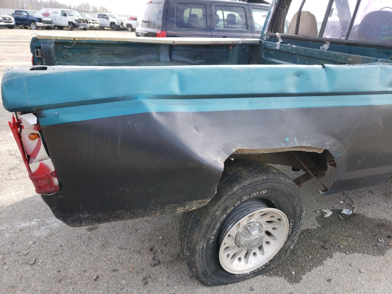 Photo 9 from auction – 1992 FORD RANGER with VIN 1FTCR10A5NUA79585