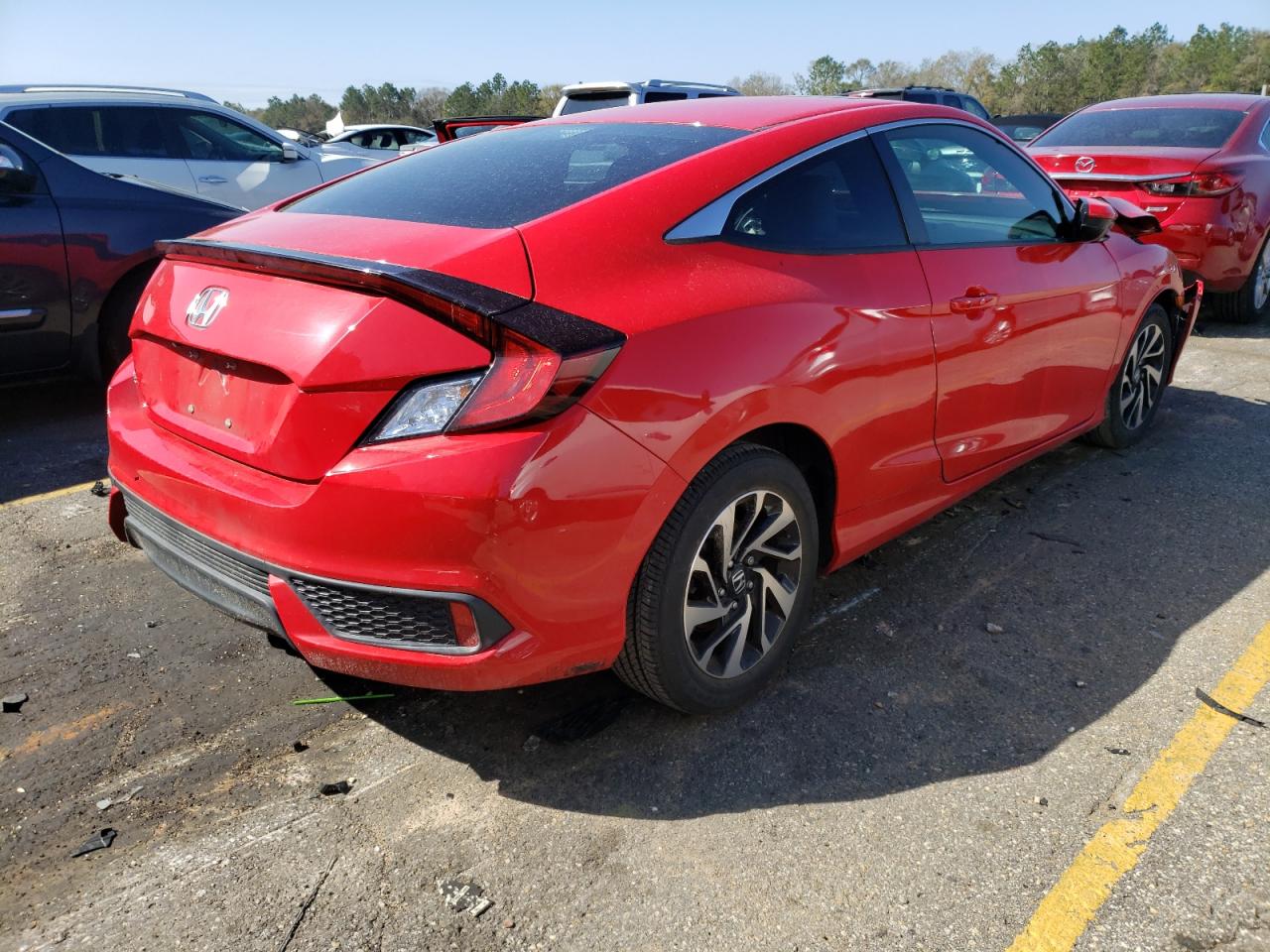 Photo 4 from auction – 2017 HONDA CIVIC LX with VIN 2HGFC4B04HH304351