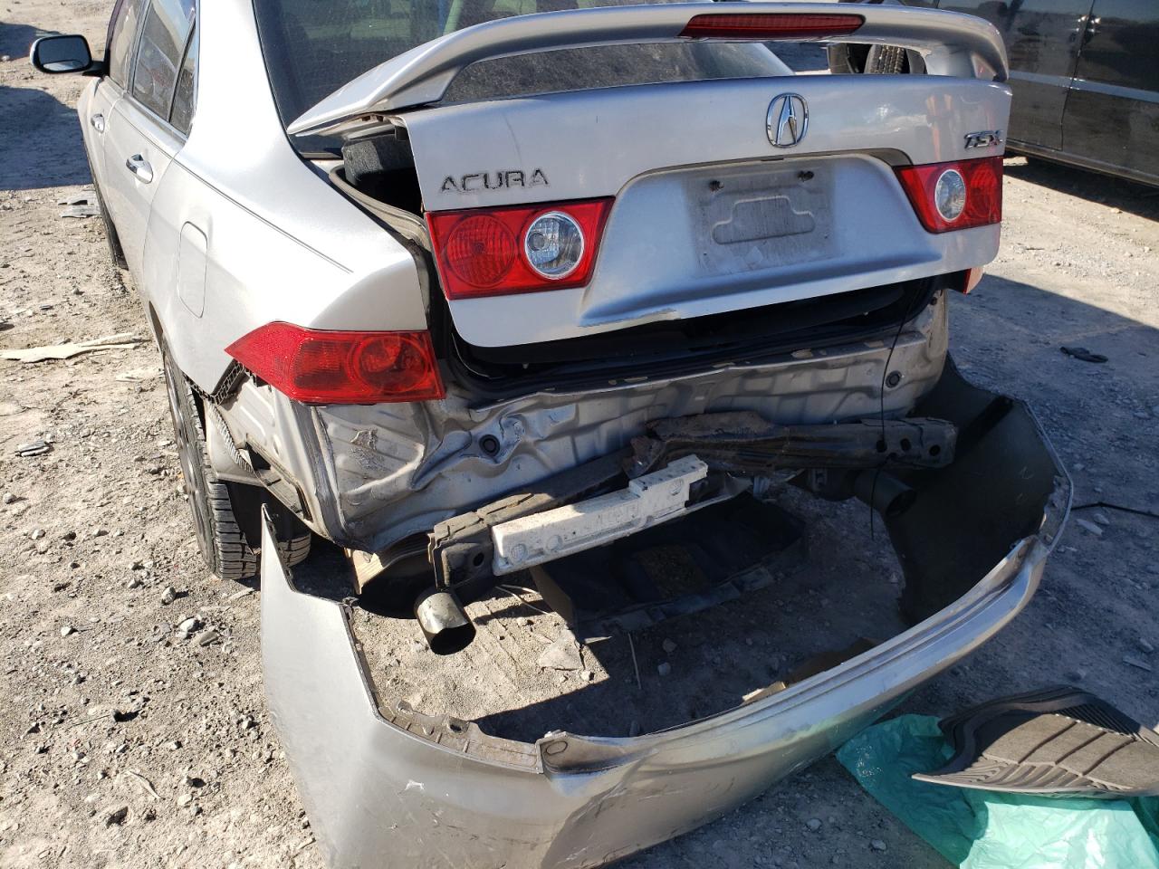 Photo 9 from auction – 2004 ACURA TSX with VIN JH4CL96844C038078