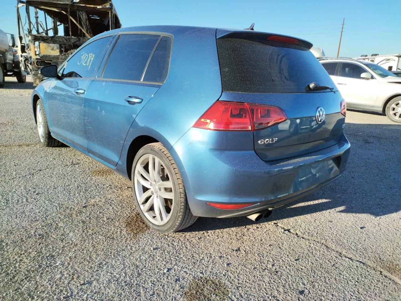 Photo 3 from auction – 2016 VOLKSWAGEN GOLF S/SE with VIN 3VW217AU5GM026596
