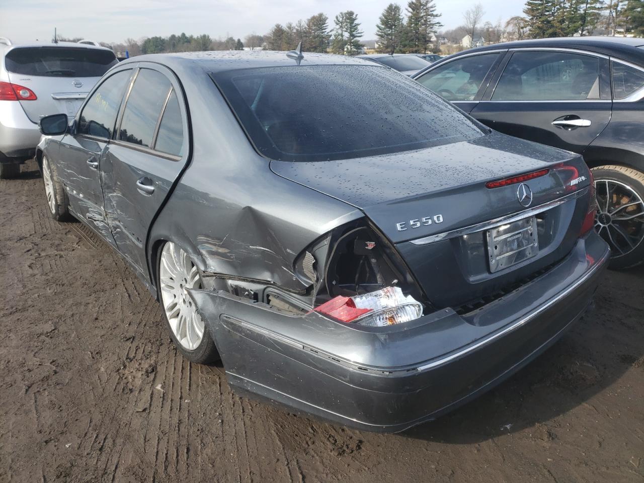 Photo 3 from auction – 2007 MERCEDES-BENZ E 550 with VIN WDBUF72X07B101183