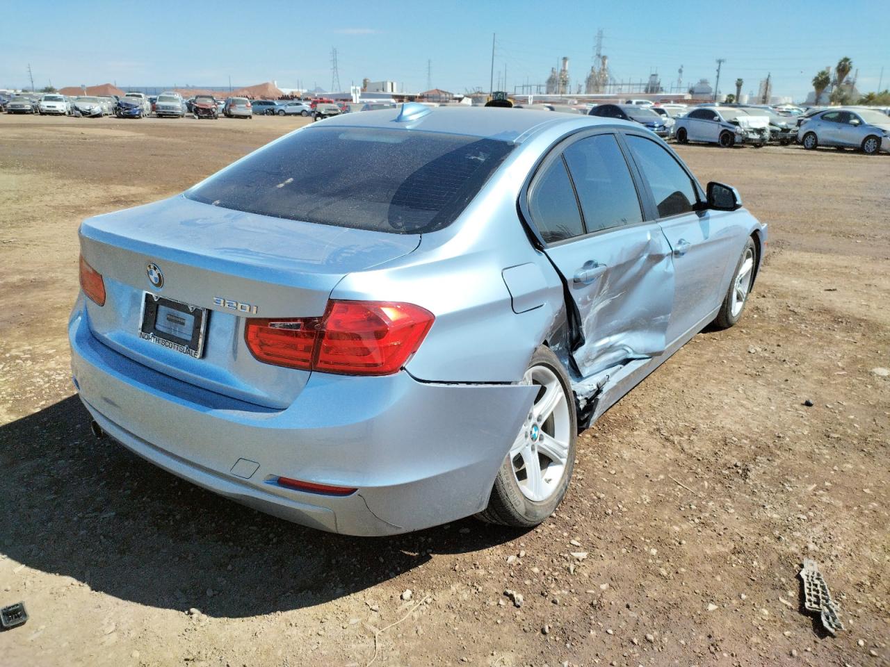 Photo 4 from auction – 2014 BMW 320 I with VIN WBA3B1G52ENS80350