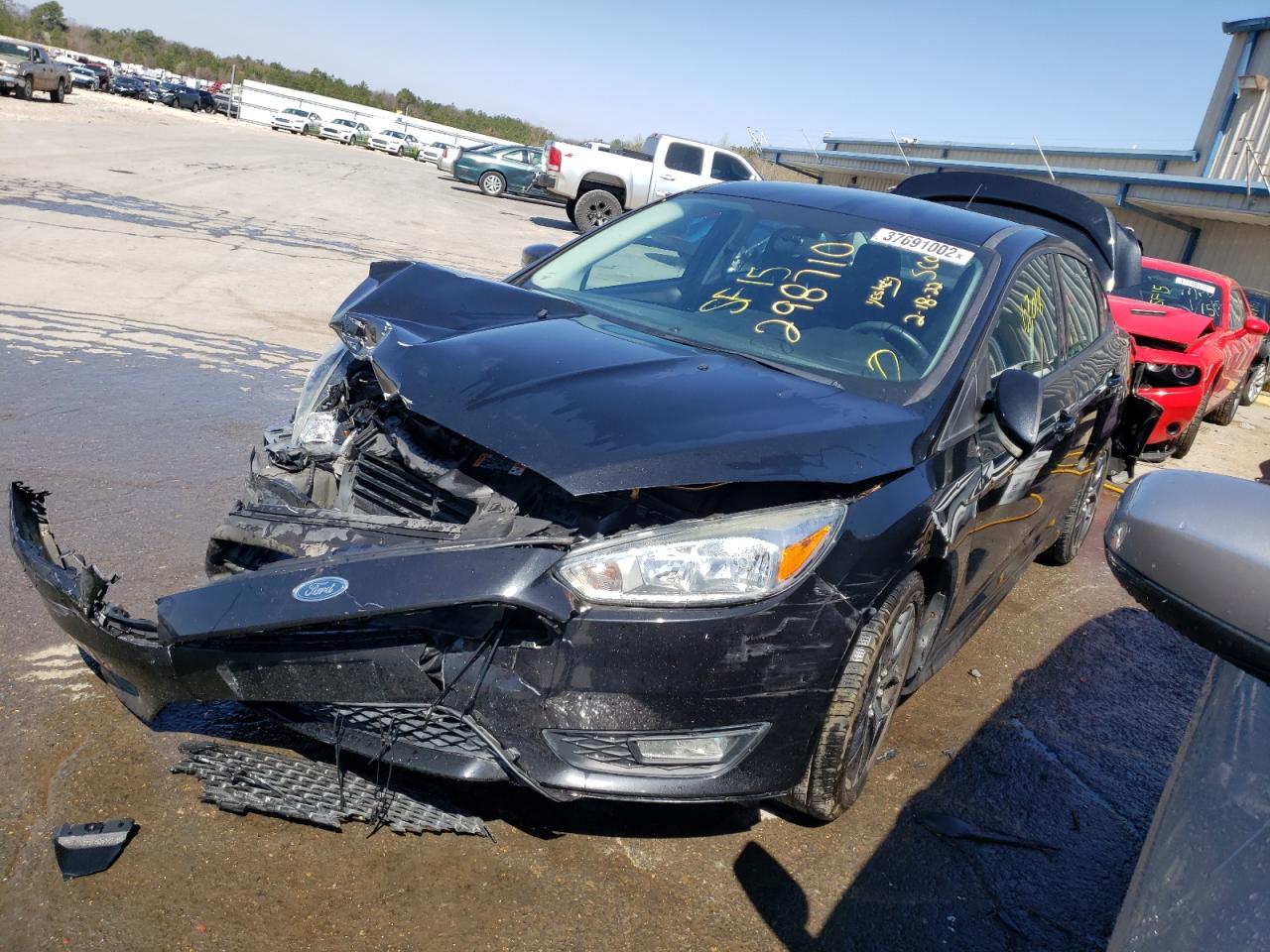 Photo 2 from auction – 2015 FORD FOCUS SE with VIN 1FADP3F2XFL298710