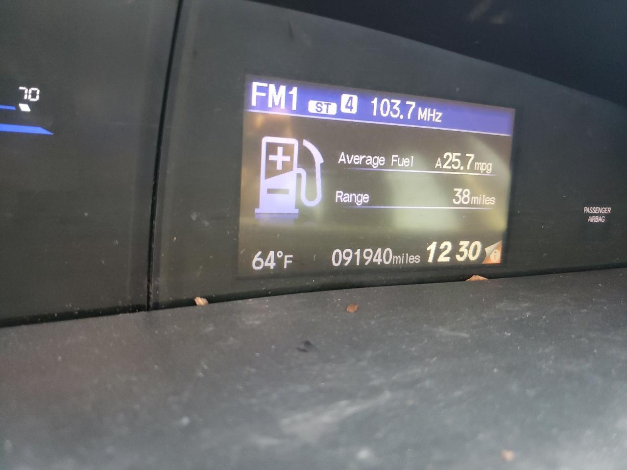 Photo 8 from auction – 2014 HONDA CIVIC LX with VIN 19XFB2F52EE062985