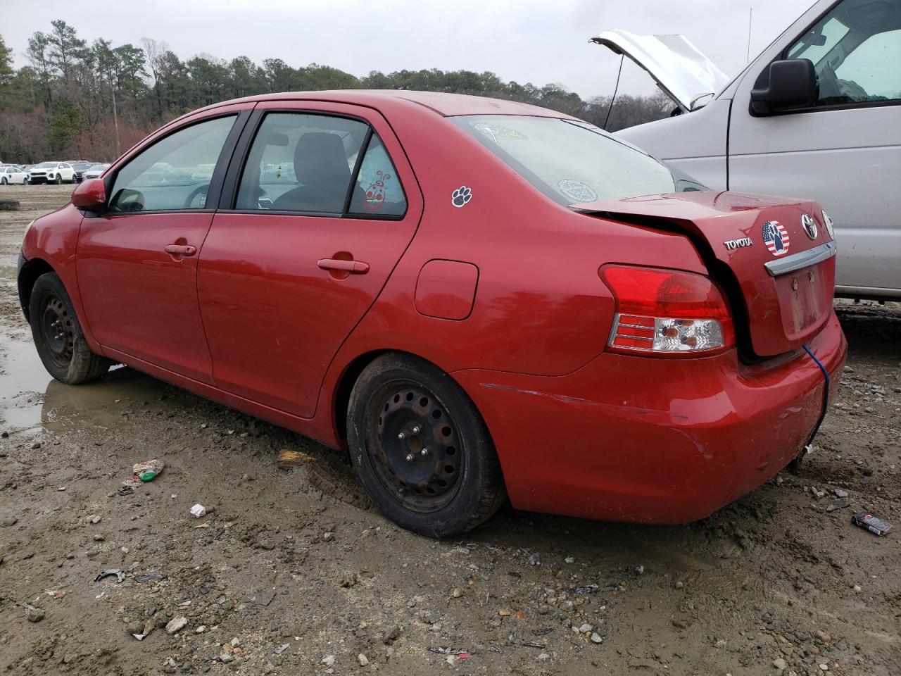 Photo 3 from auction – 2010 TOYOTA YARIS with VIN JTDBT4K37A1353801